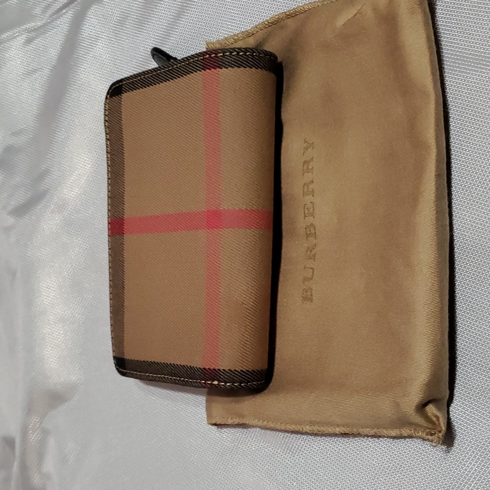 Wallet buberry